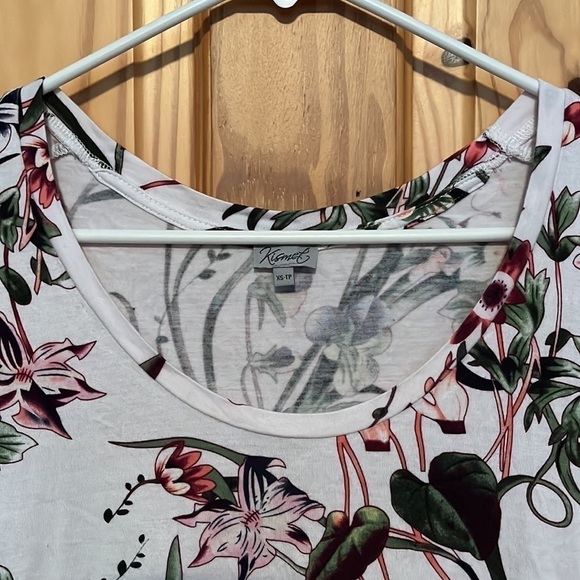 KISMET Raddison Top - Picture 5 of 11